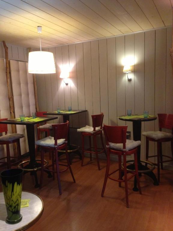 Hotel La Tour D'Auvergne Pont-lʼAbbé Pokoj fotografie
